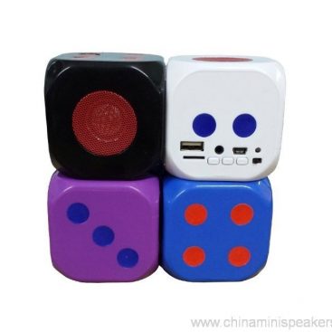 Mini Cube Dice Speaker for iPhone/iPad/iPod/MP3 Players 4