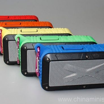 Bluetooth Wireless Speaker With Power Bank and Metal Snap Hook 4