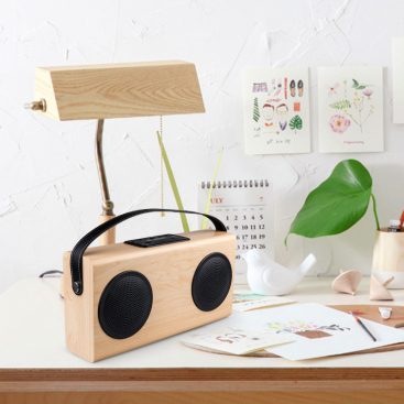 wooden-outdoor-high-quality-sound-bluetooth-speaker-04