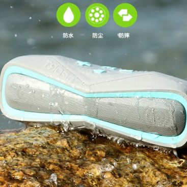 wireless-sport-ipx7-waterproof-bluetooth-speaker-03