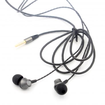 mini-10-mm-speaker-metal-super-bass-sports-earphones-with-microphone-01